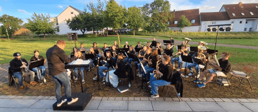 Serenade Sommer Grafenrheinfeld rafeld Schweinfurt Musikverein Orchester Sbo Symphonisch Konzert Malteser Unterhaltungsmusik Blasmusik