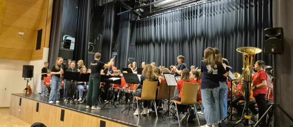 Gemeinschaftskonzert der Nachwuchsorchester Grafenrheinfeld Werneck Bergrheinfeld Fortissimo Kids Waigolshausen Theilheim 2025